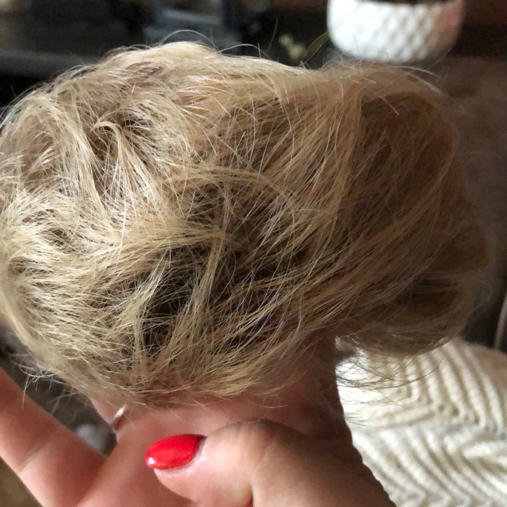 Messy bun